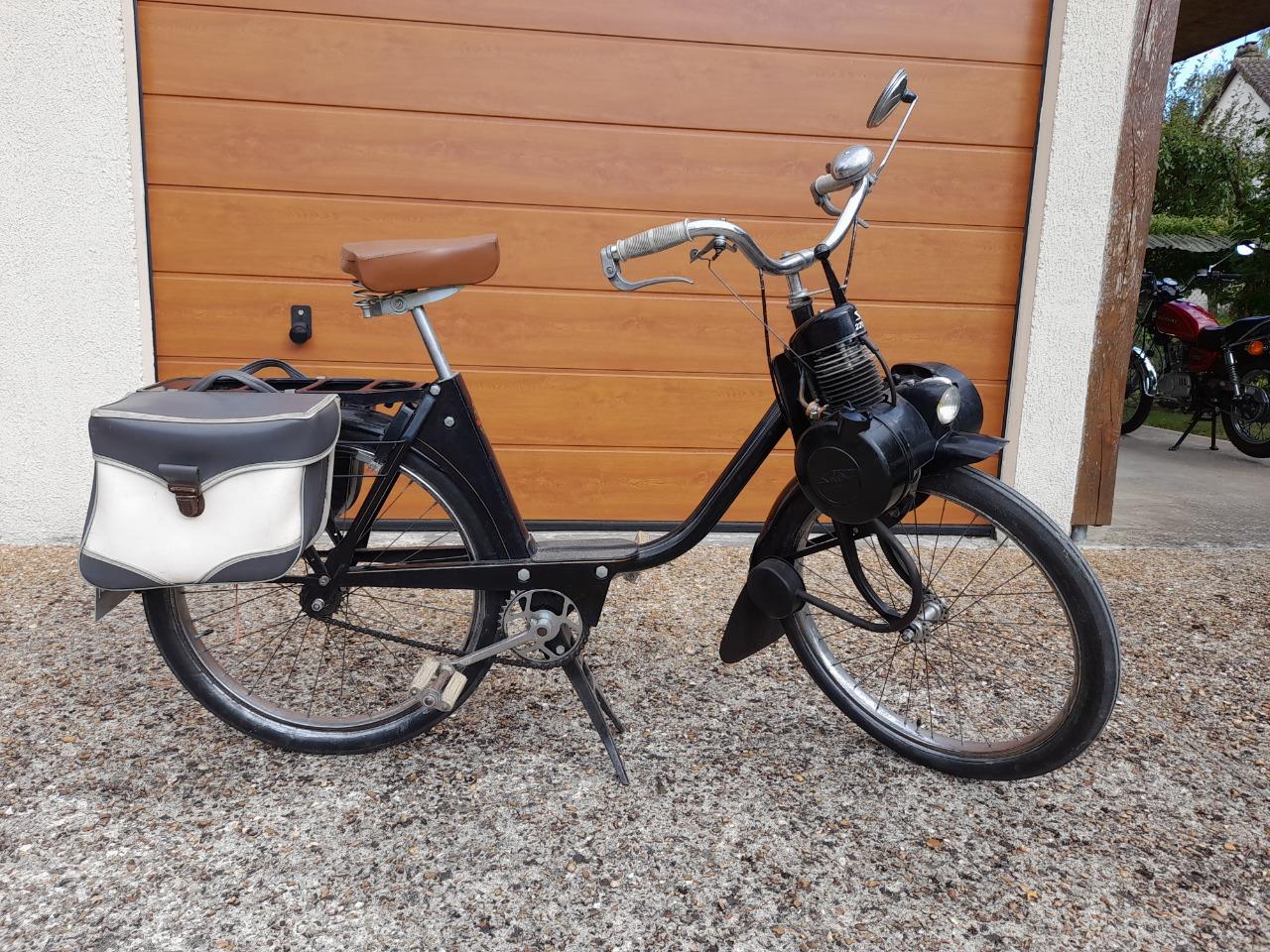 SOLEX 2200 - 1961 LesAnciennes.com