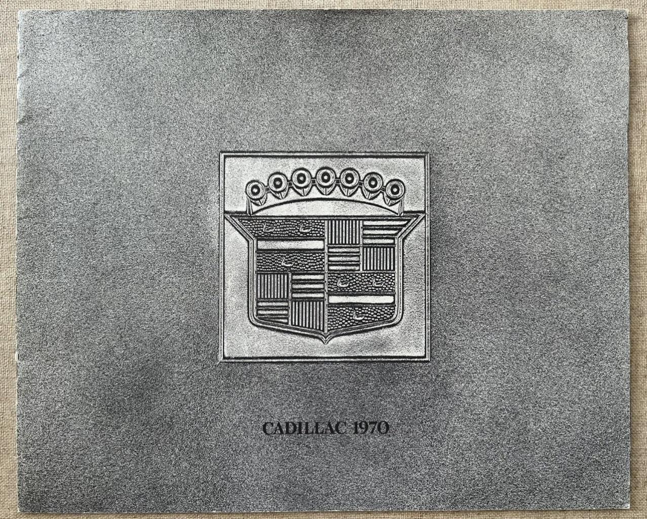 Cadillac modèles catalogue voitures 1970 USA LesAnciennes.com