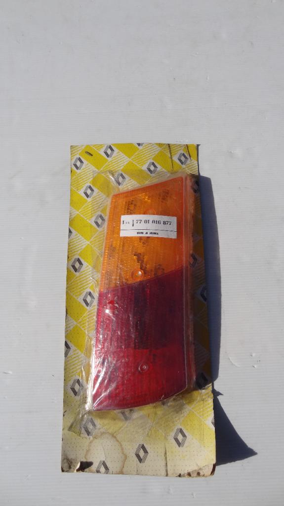 Cabochon RENAULT 5 (R5) LesAnciennes.com