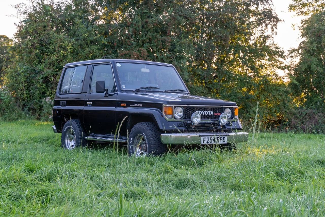1989 Toyota Land Cruiser II VX LesAnciennes.com