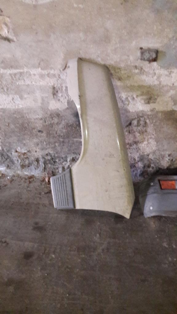 AILE AVANT G PORTE D ET G RENAULT 5 (R5) LesAnciennes.com