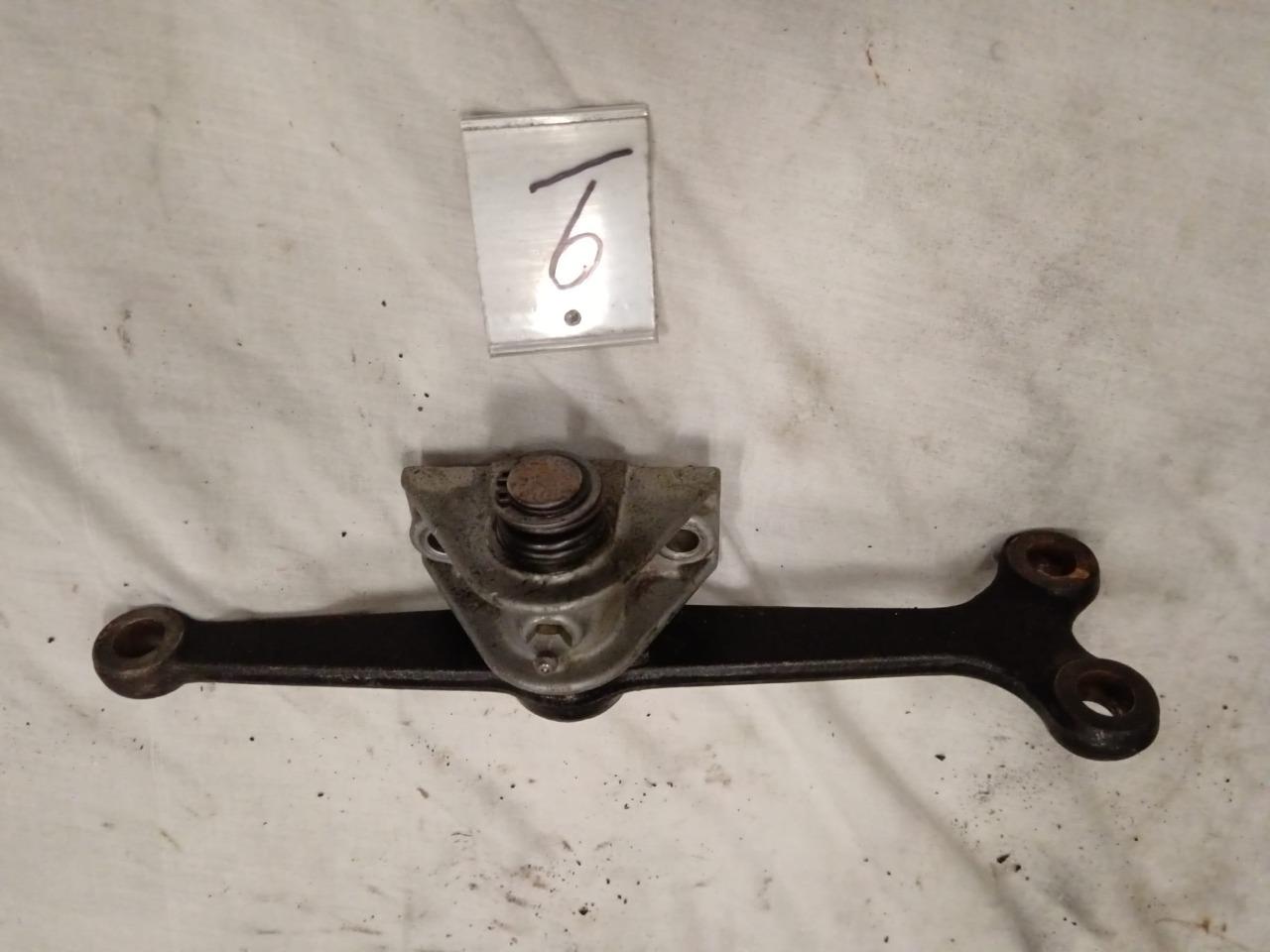 Renvoi de direction Fiat 1600 LesAnciennes.com