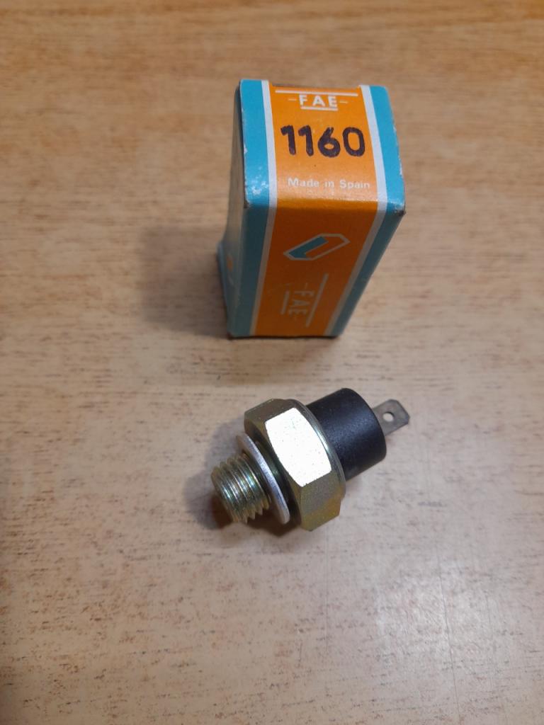 Manocontact pression d'huile BMW 2500-2800 1160 LesAnciennes.com