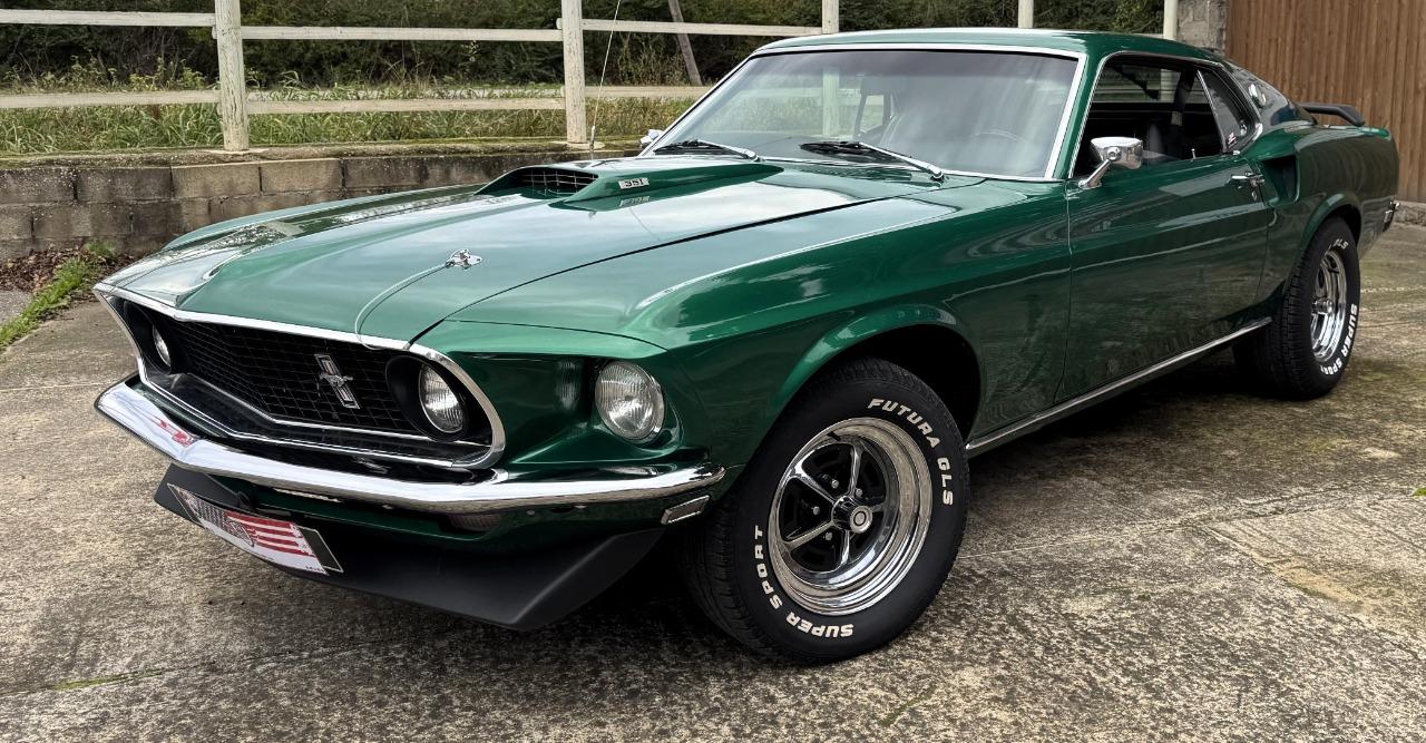 FORD Mustang - 1969 LesAnciennes.com