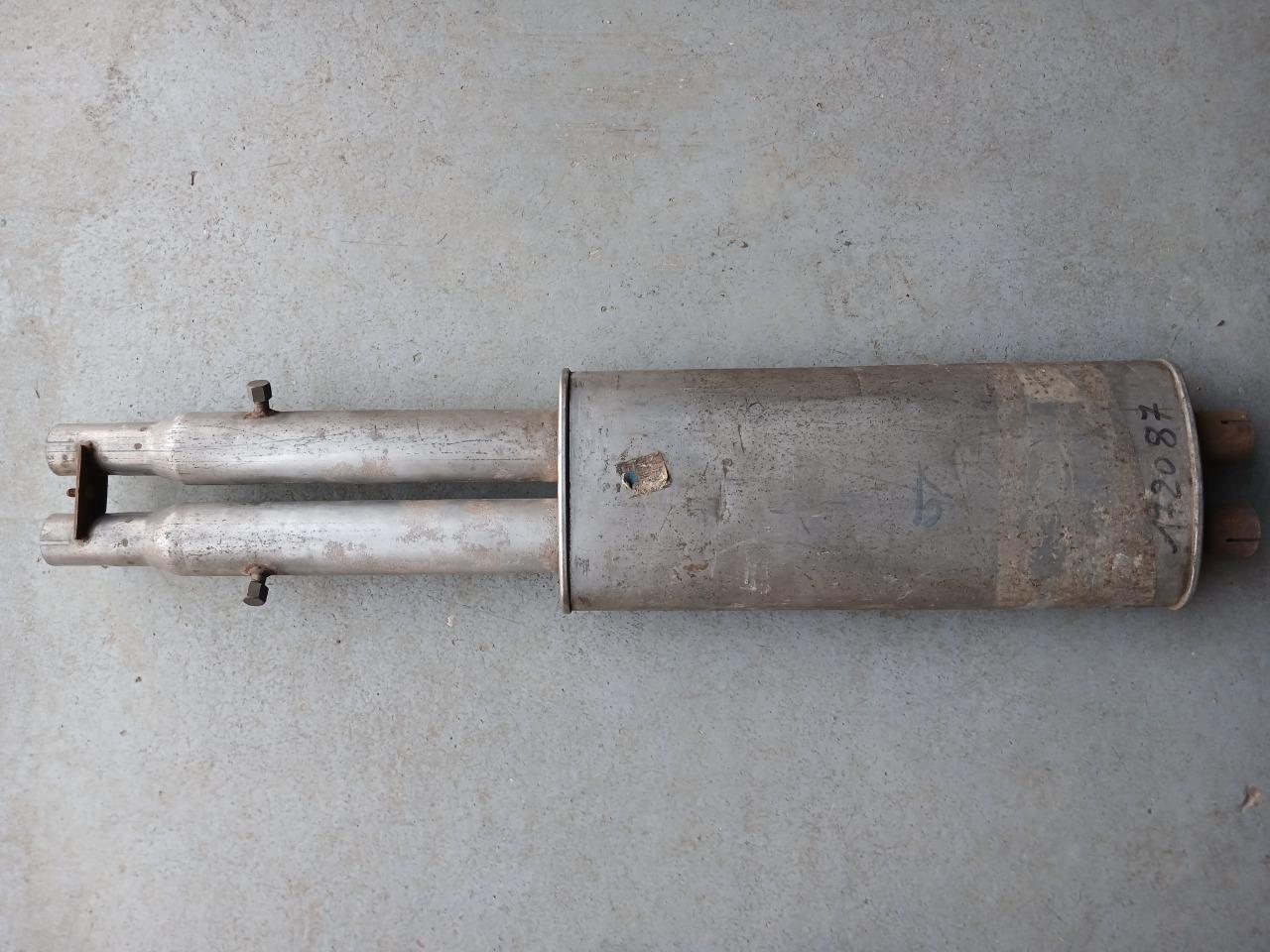 Silencieux échappement PEUGEOT 604 V6 LesAnciennes.com