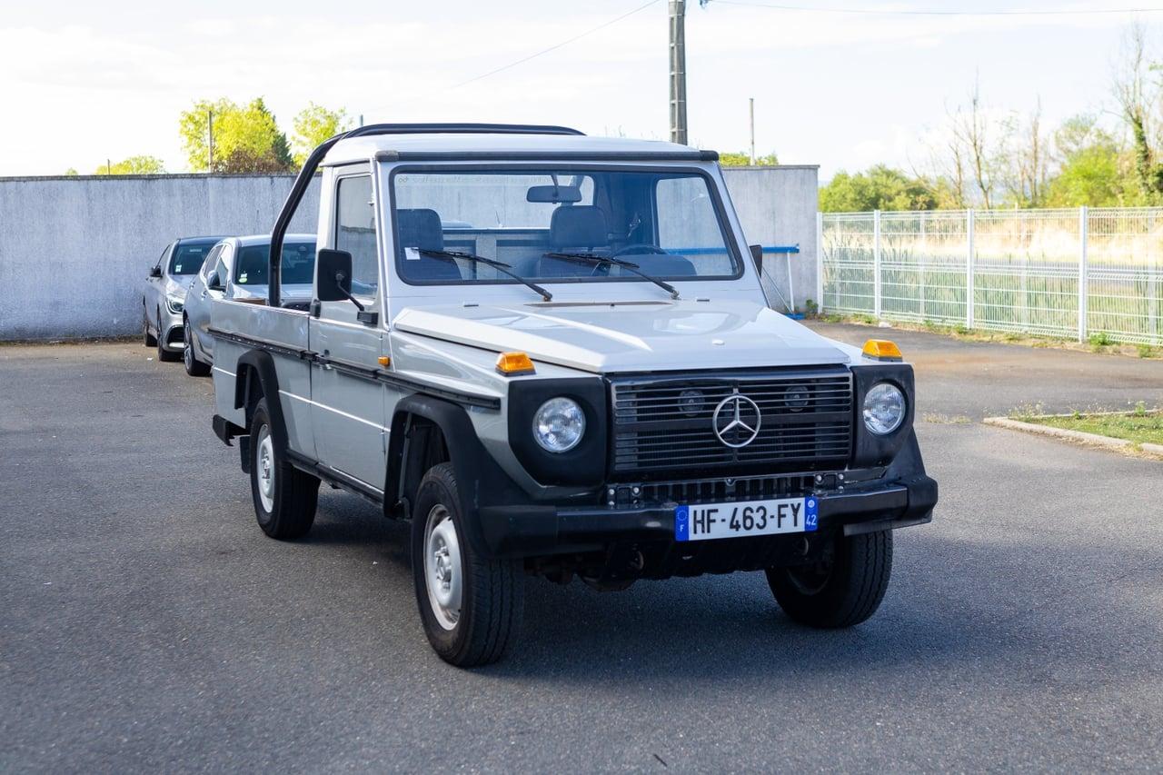 1988 Mercedes-Benz 290GD Pickup LesAnciennes.com
