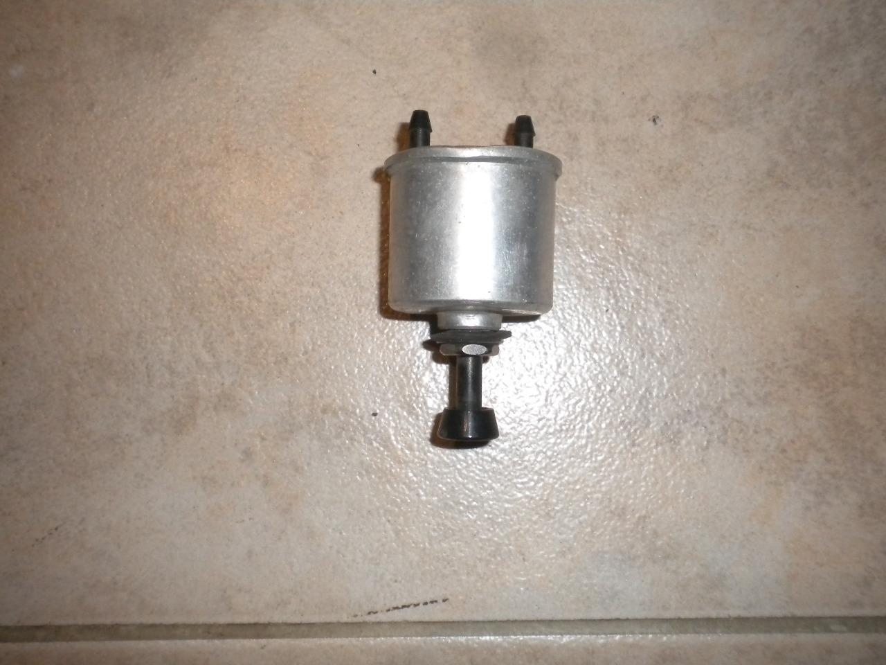 Pompe de lave glace neuve origine r8 gordini r8s LesAnciennes.com