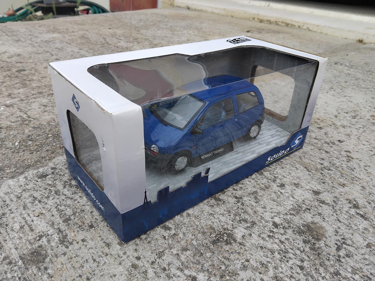Renault Twingo 1 1/18 solido LesAnciennes.com