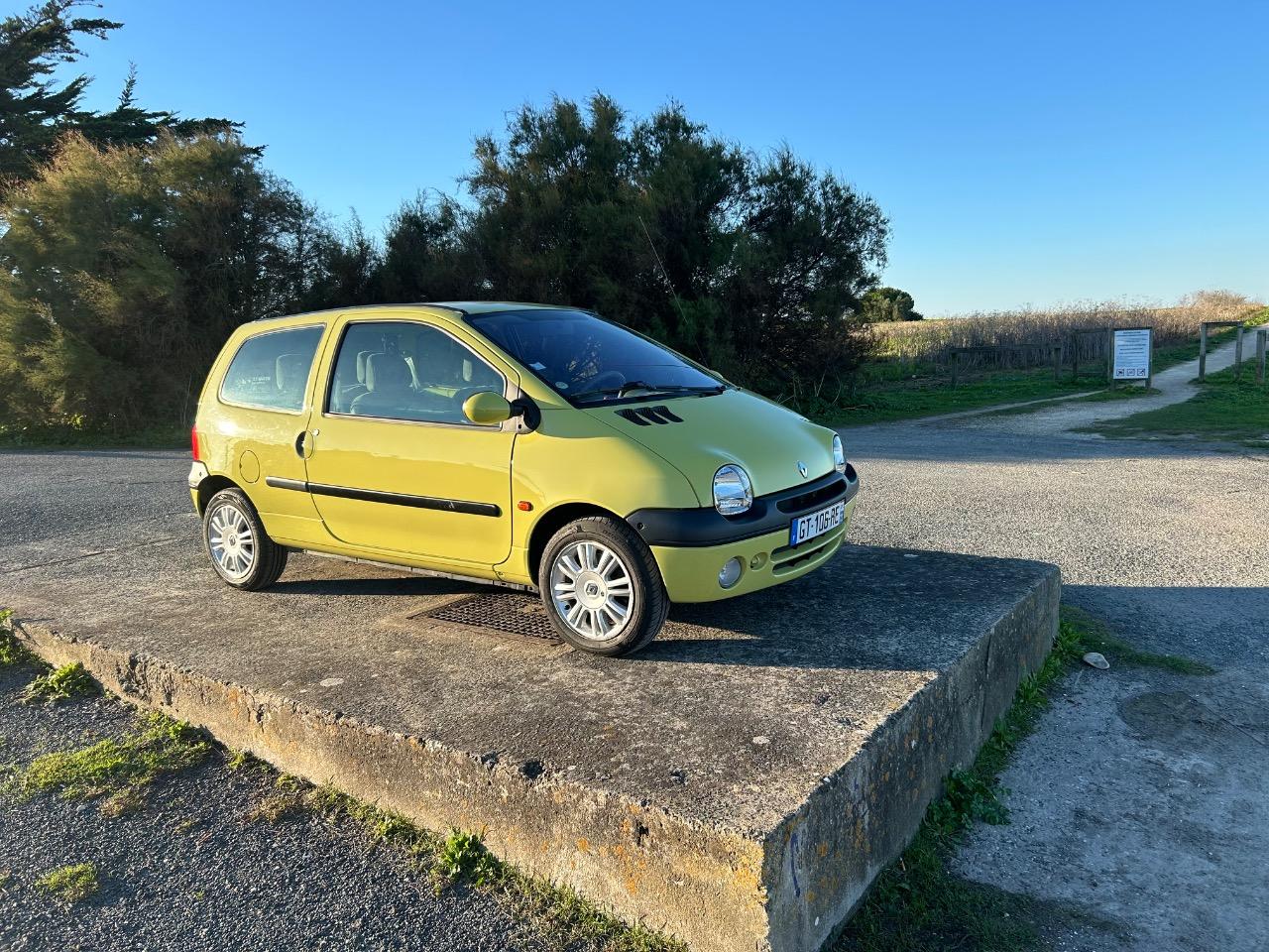 RENAULT Twingo - 2001 LesAnciennes.com