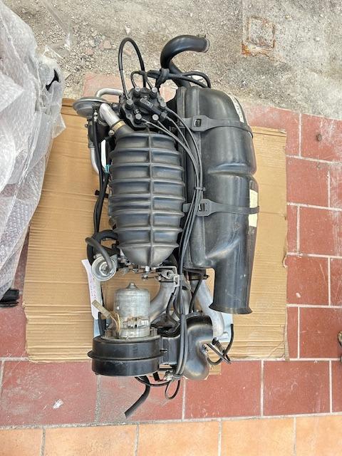 Unité d'injection pour Porsche 911 2.7 LesAnciennes.com