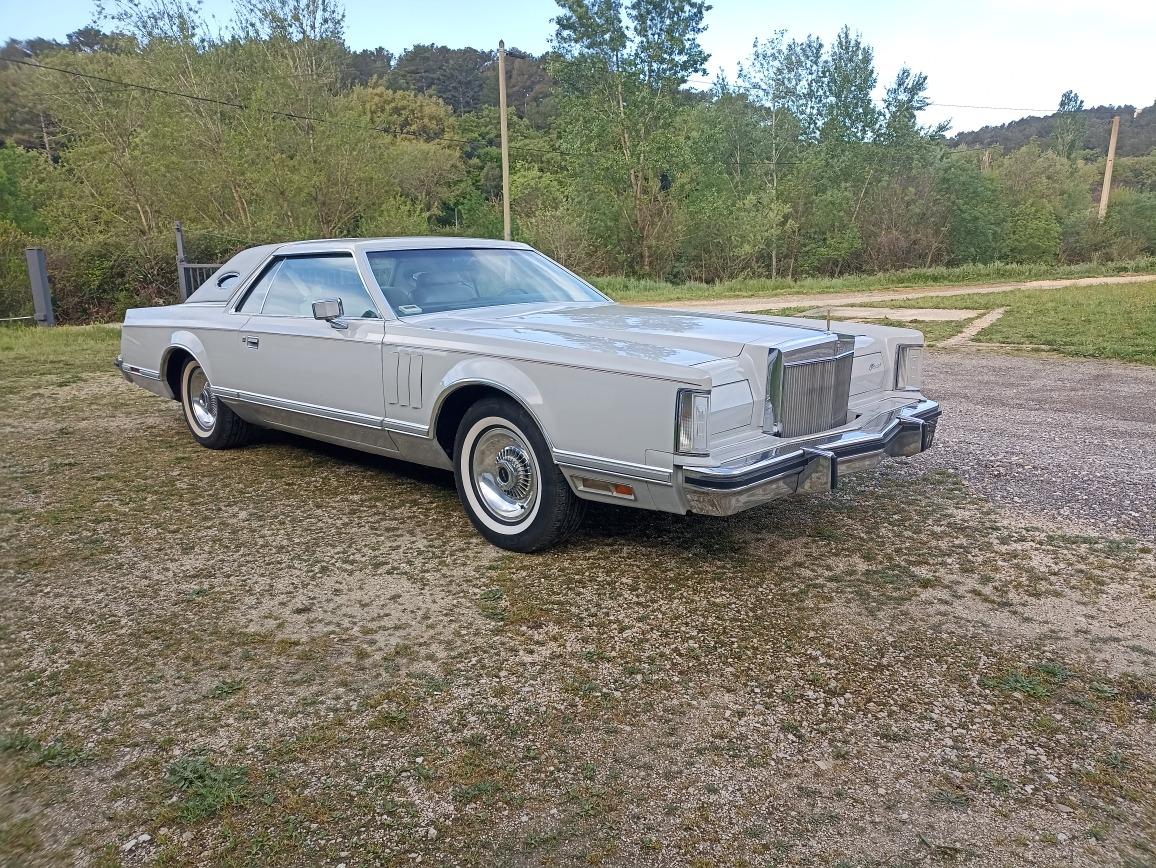 LINCOLN Continental mark V "cartier" - 1977 LesAnciennes.com