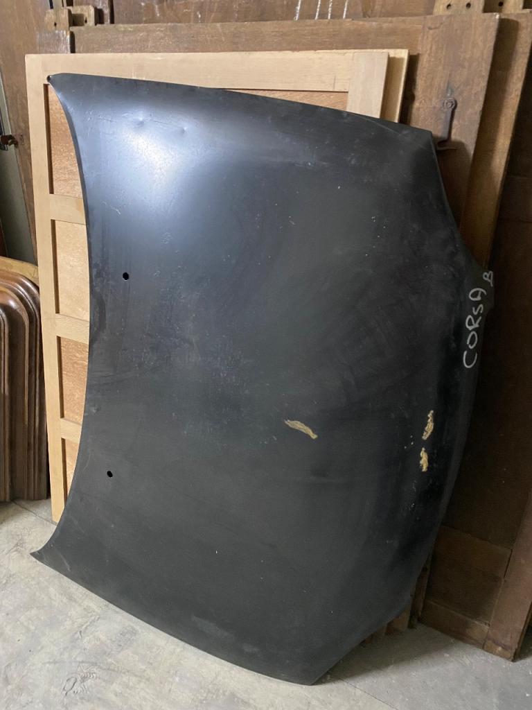 Capot OPEL Corsa B LesAnciennes.com