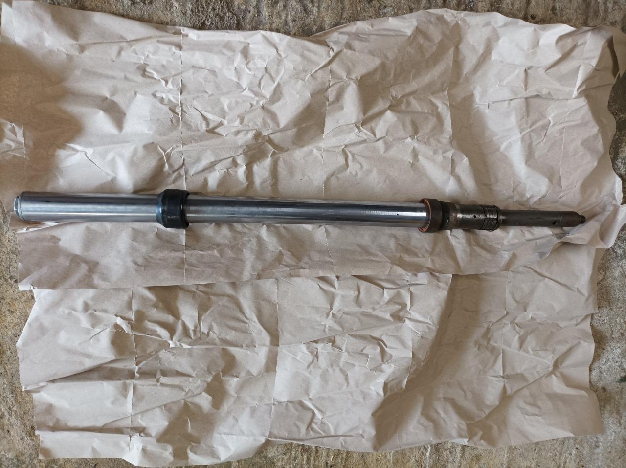 Tube de fourche MOTOBECANE 350 L3 LesAnciennes.com