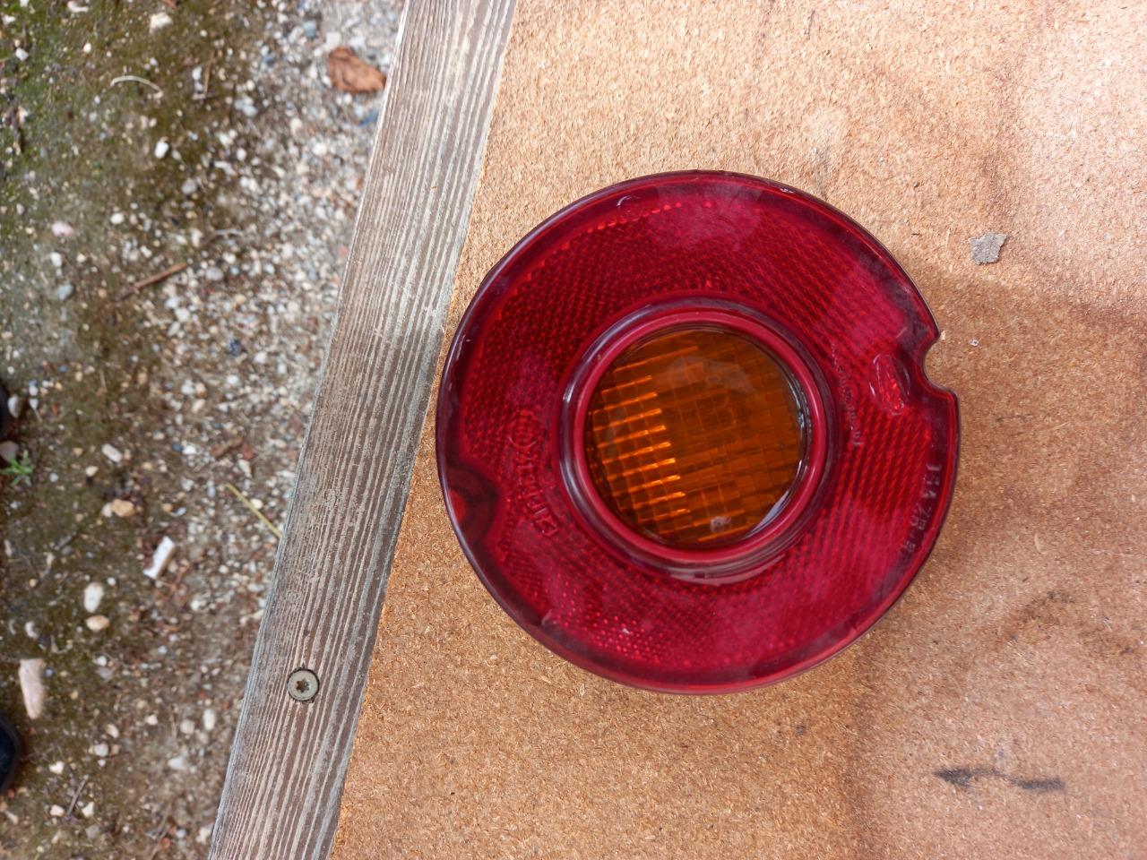 Feu OPEL Manta A LesAnciennes.com