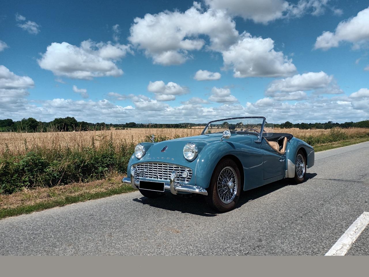 TRIUMPH TR3A - 1959 LesAnciennes.com