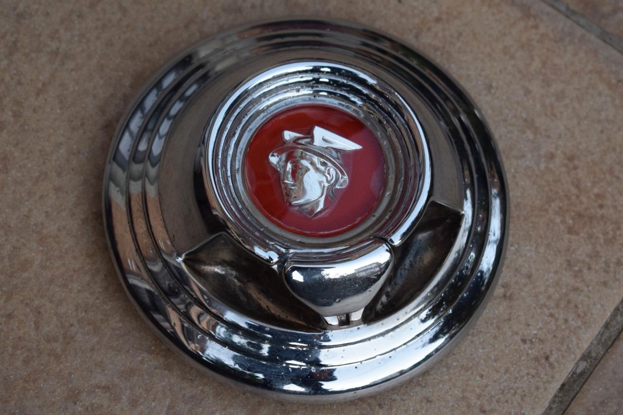 Embleme de coffre ford mercury 1952 usa oldtimer LesAnciennes.com