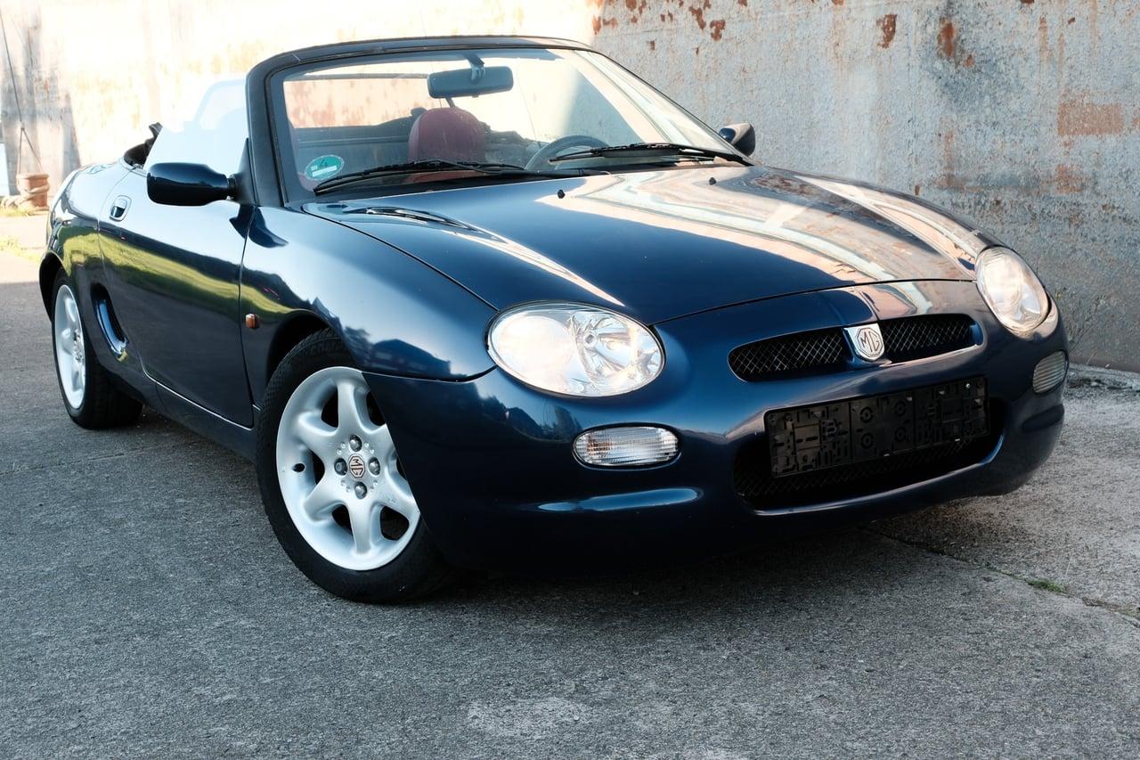 1998 MG MGF LesAnciennes.com