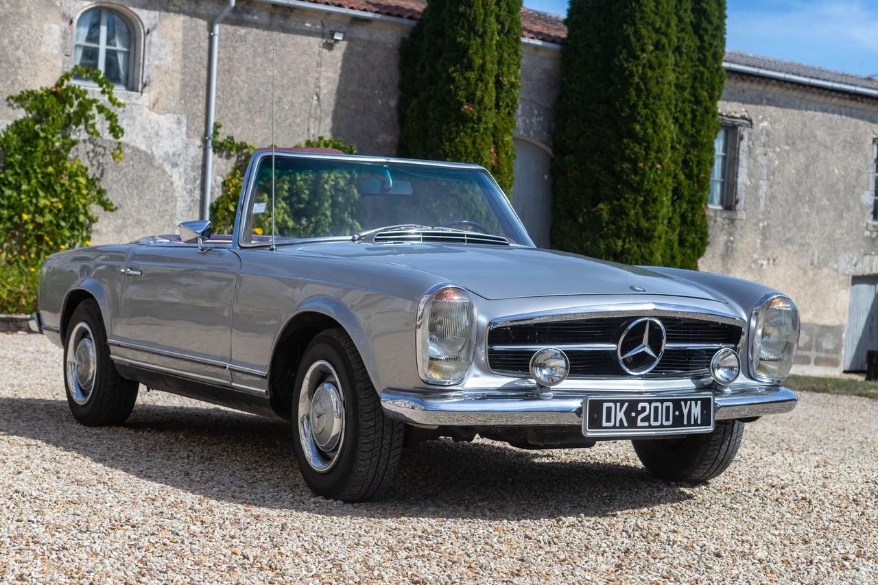 1967 Mercedes-Benz 250SL Coupe W113 LesAnciennes.com
