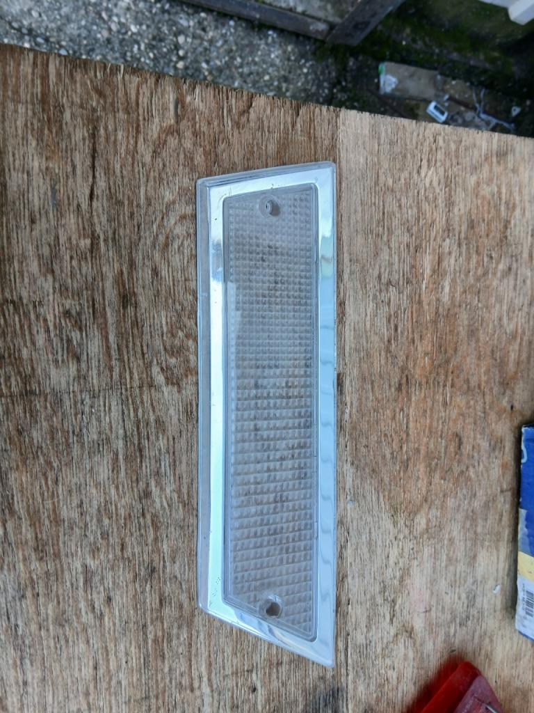 Transparent clignotant CITROEN GS LesAnciennes.com