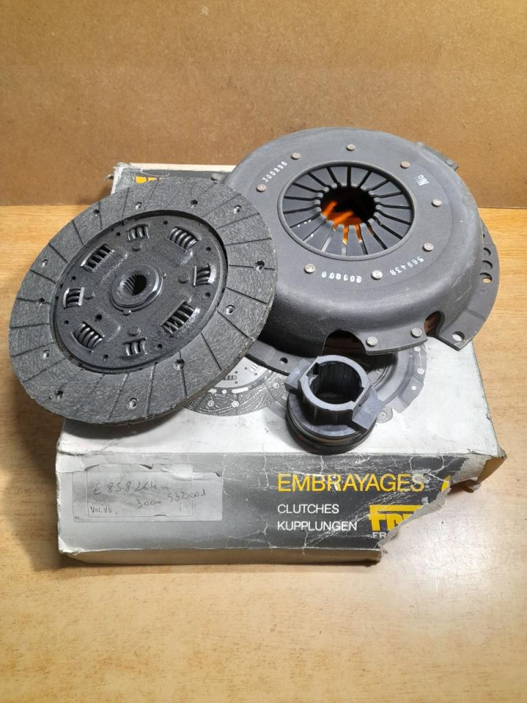 Kit Embrayage Volvo 343 345 LesAnciennes.com
