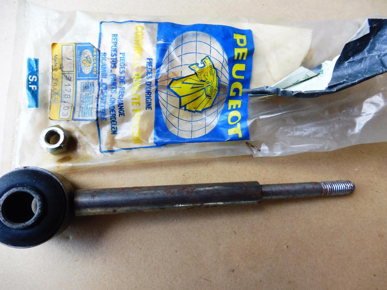 Biellette barre stab arriere PEUGEOT 504 LesAnciennes.com