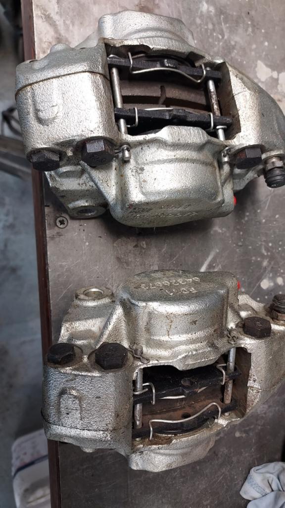 Lot de pièces FORD Capri LesAnciennes.com