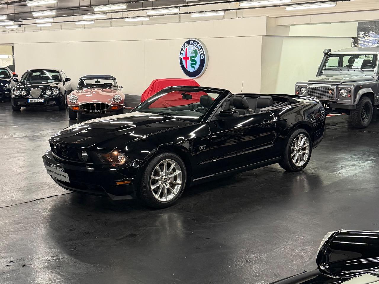 FORD Mustang V 4.6 V8 GT LesAnciennes.com