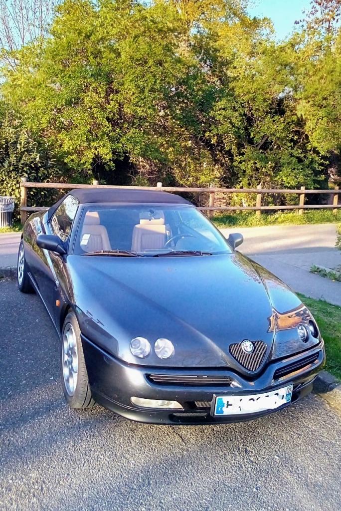 ALFA ROMEO Spider 916 - 1996 LesAnciennes.com