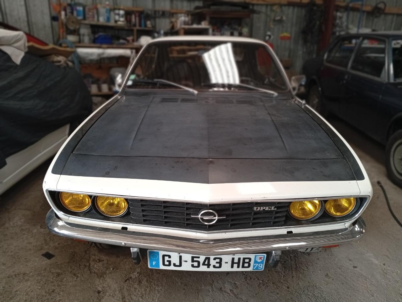 OPEL Manta 1900 SR - 1971 LesAnciennes.com