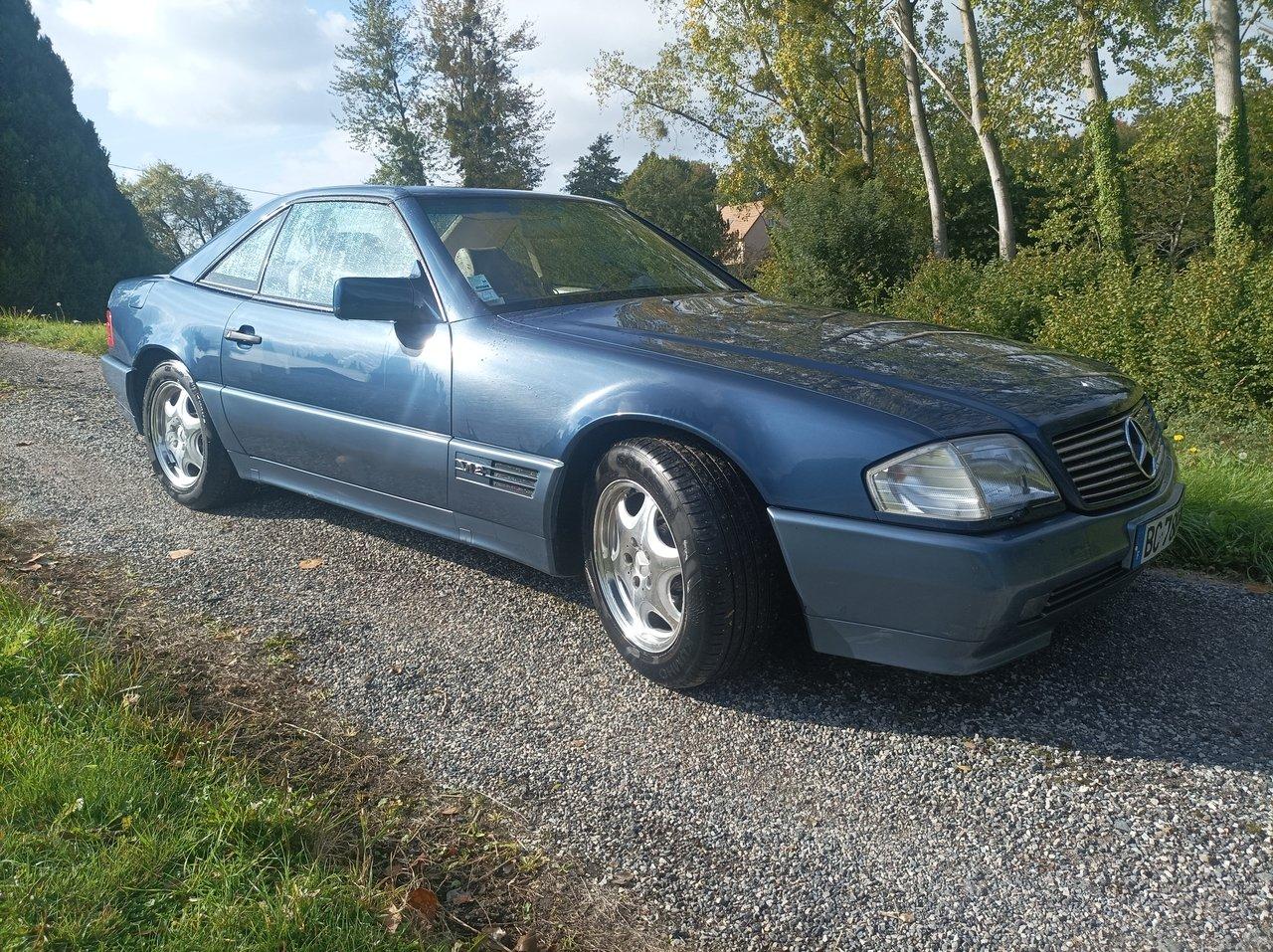 1993 Mercedes-Benz SL600 (R129) LesAnciennes.com