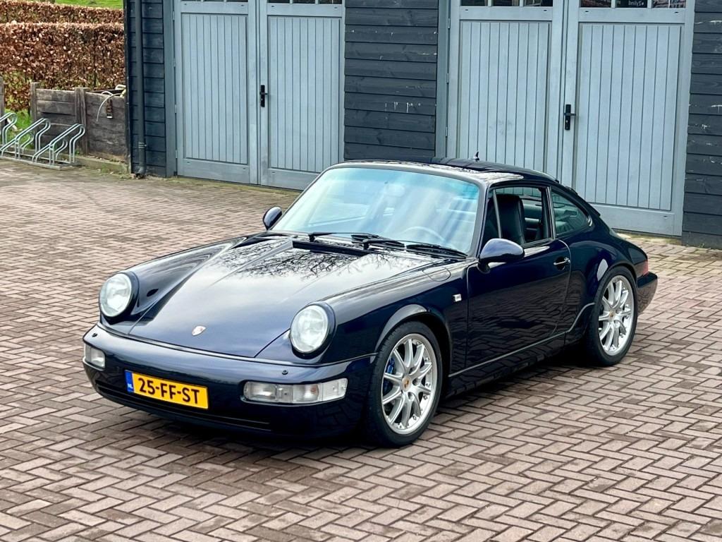 PORSCHE 911 964 Carrera 4 - 1991 LesAnciennes.com