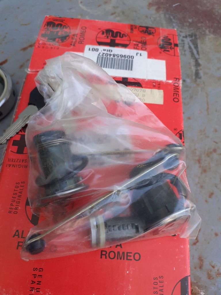 Serrures ALFA ROMEO 33 907 LesAnciennes.com