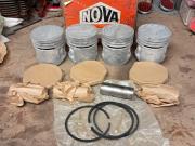 image_0-Jeu 4 pistons 68,40mm SIMCA 1000 Mot 349 neufs