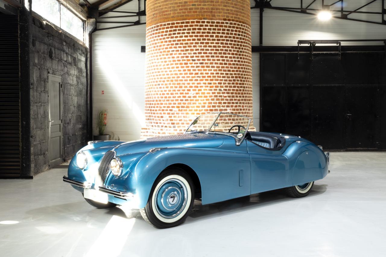 JAGUAR XK120 - 1960 LesAnciennes.com