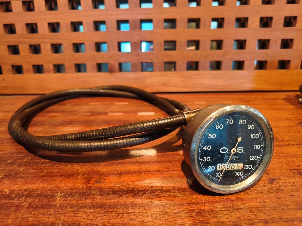 COMPTEUR O.S LesAnciennes.com