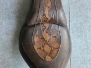 image_0-Selle HARLEY DAVIDSON SPRINGER CVO 1800 SCREAMIN E