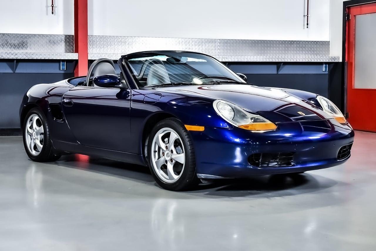 2002 Porsche 986 Boxster Convertible 2,7L LesAnciennes.com