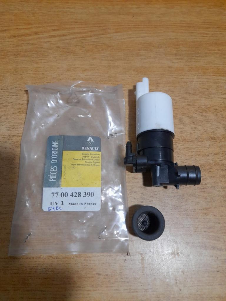 Pompe lave glace Mégane Berlingo 307 trafic LesAnciennes.com