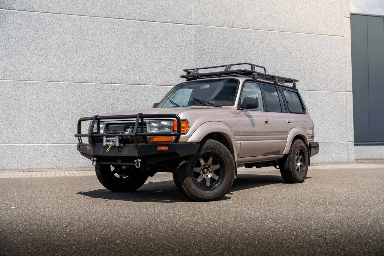 1992 Toyota Land Cruiser FJ80 LesAnciennes.com