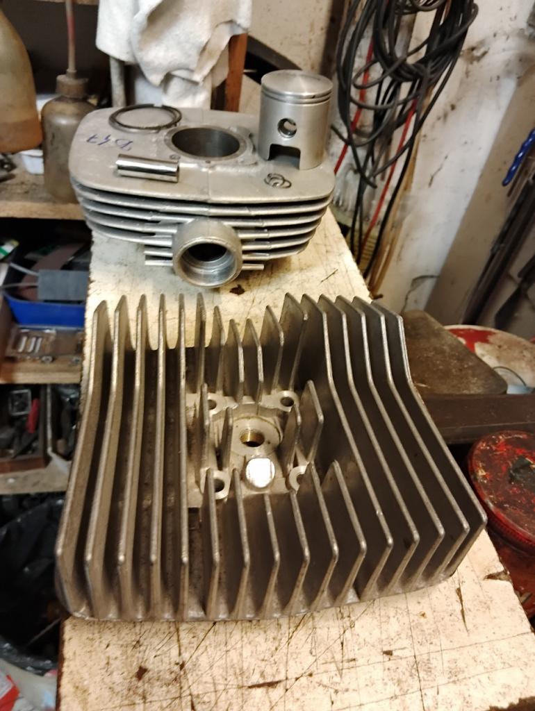 Pièces MOTOBECANE D55 99 z LesAnciennes.com