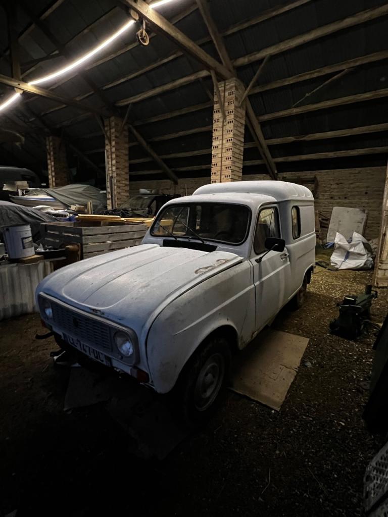 RENAULT 4L (R4L) F4 - 1982 LesAnciennes.com