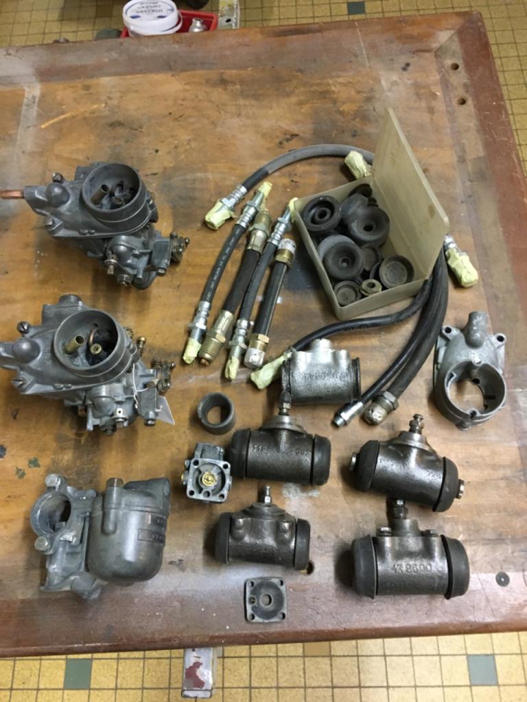 Lot de pièces CITROEN Traction 11bl LesAnciennes.com
