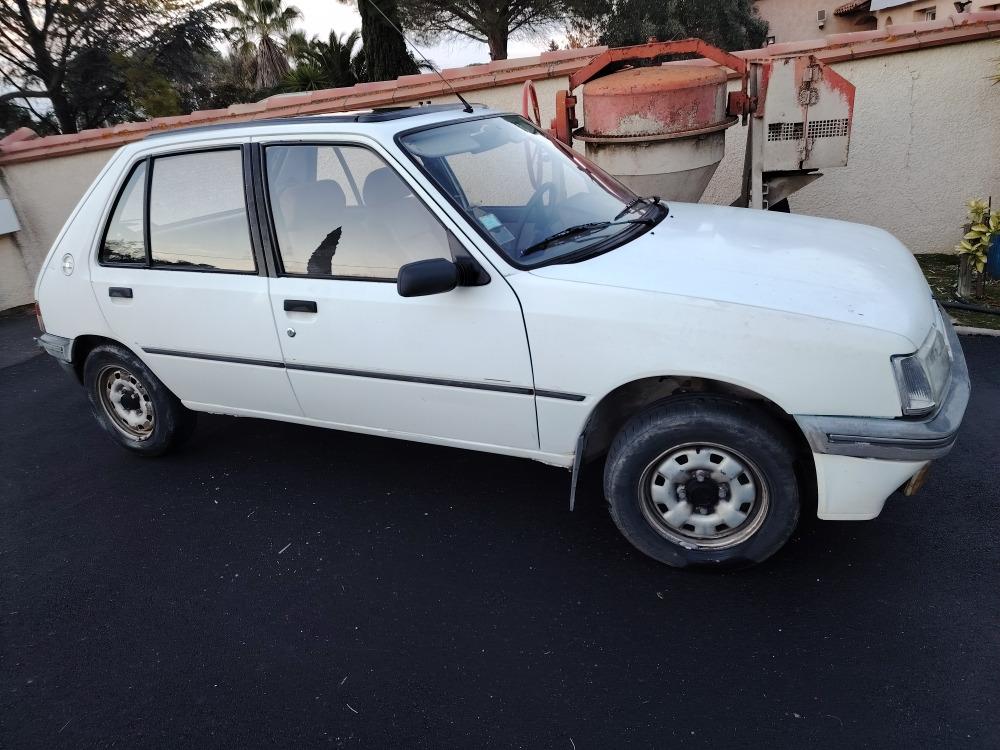 PEUGEOT 205 TD - 1991 LesAnciennes.com