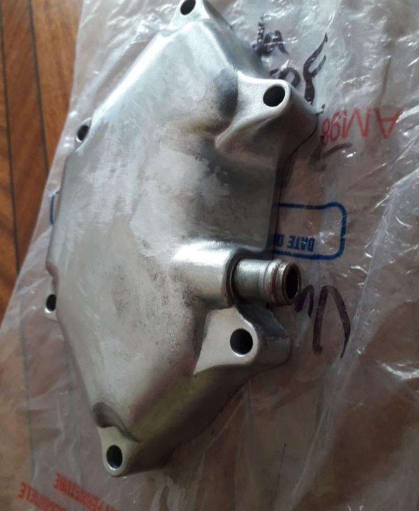 Carter bloc moteur pour HONDA CB 350 LesAnciennes.com