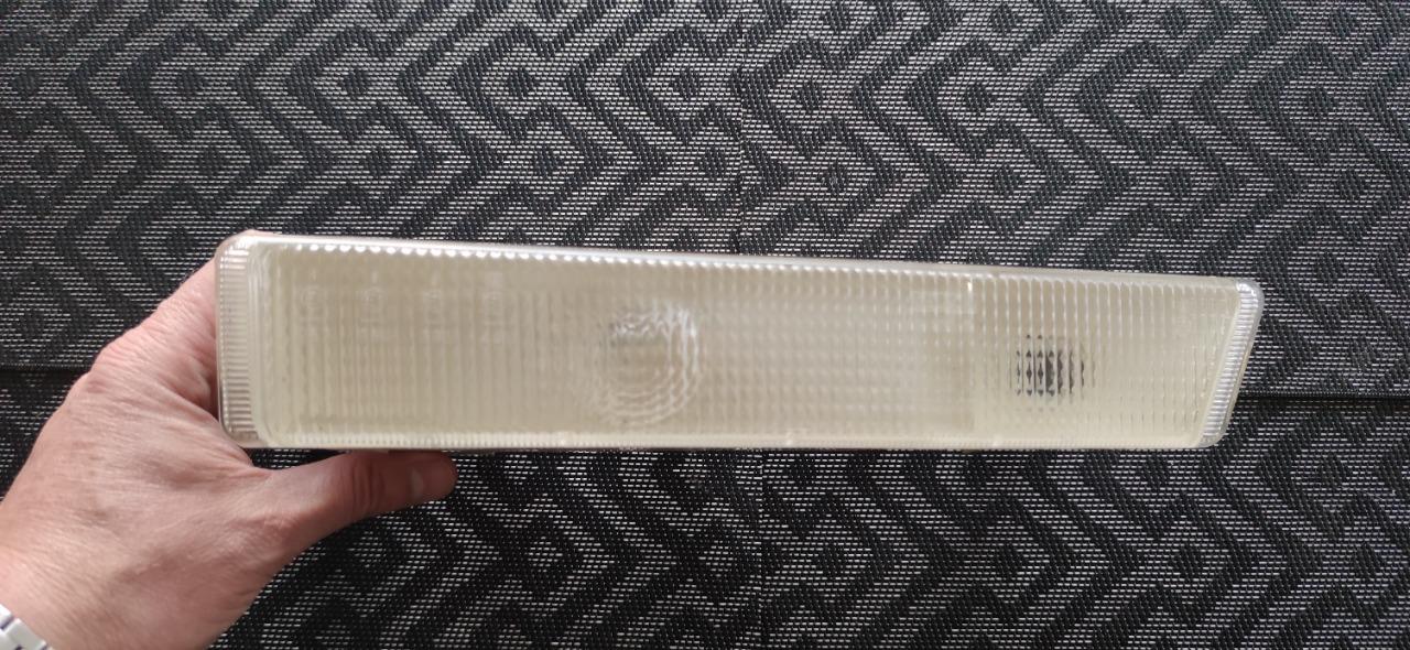 Clignotant gauche blanc CITROEN CX LesAnciennes.com