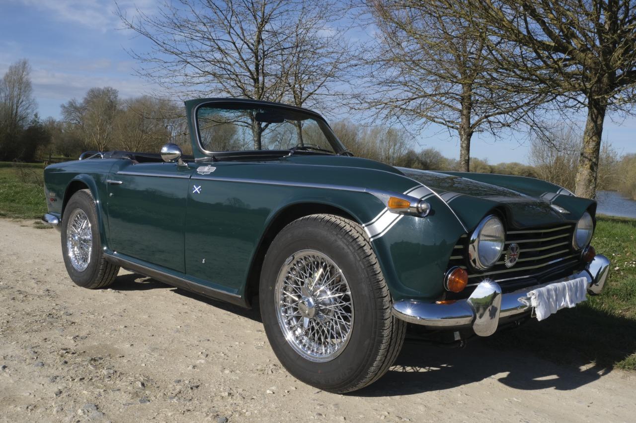 TRIUMPH TR250 - 1968 LesAnciennes.com