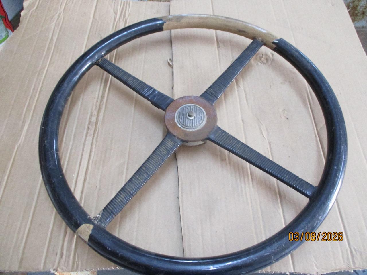Volant MATHIS QMN LesAnciennes.com