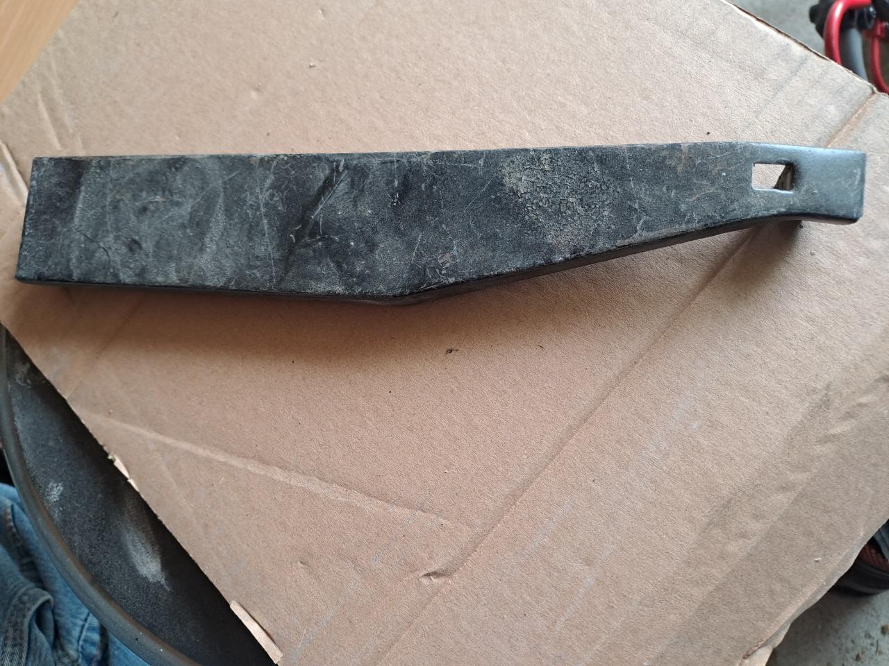 Pédale CITROEN 2CV LesAnciennes.com