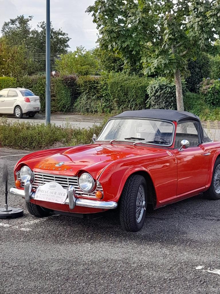 TRIUMPH TR4 Tr4 - 1965 LesAnciennes.com