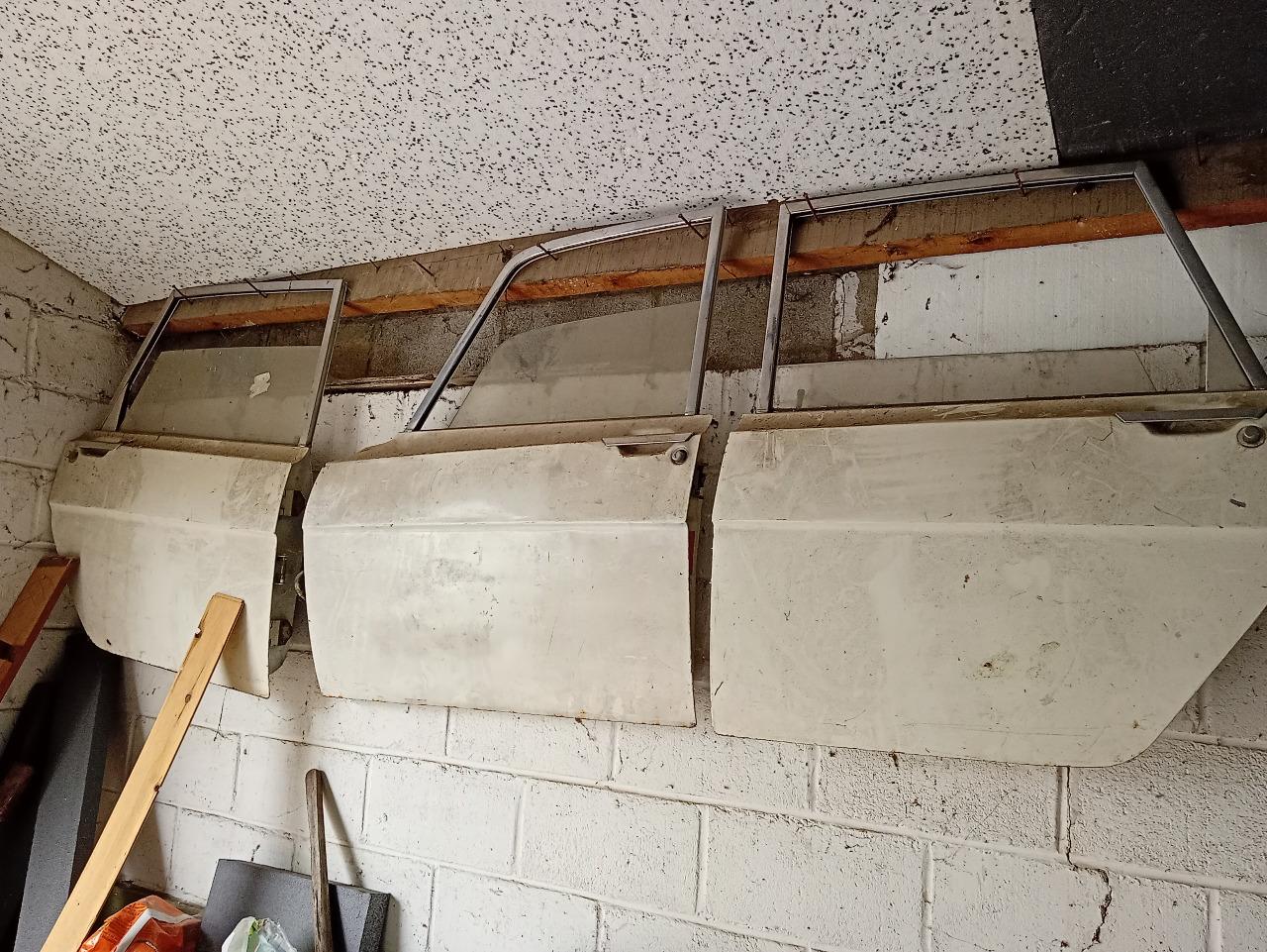 Portes RENAULT 16 (R16) LesAnciennes.com